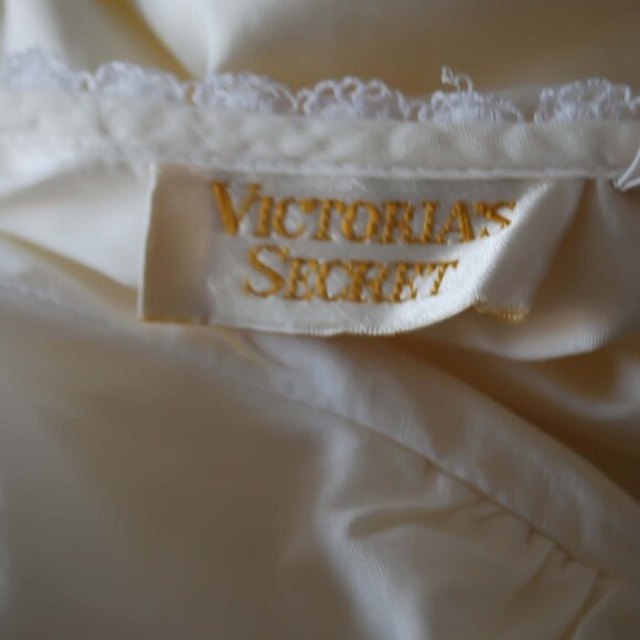 GOLD LABEL Victoria's Secret House Dress - Picture 5 of 7